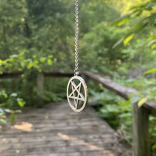 Load image into Gallery viewer, Inverted Pentagram Pendant freeshipping - Witch of Dusk
