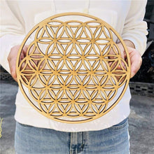 Load image into Gallery viewer, Flower of Life Crystal Grid Wooden Circle freeshipping - Witch of Dusk

