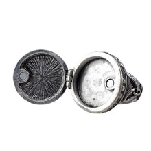 Load image into Gallery viewer, Pentacle Spell Amulet Locket Ring - Witch of Dusk
