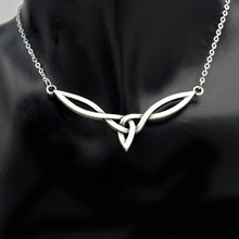 Load image into Gallery viewer, Triquetra Necklace freeshipping - Witch of Dusk
